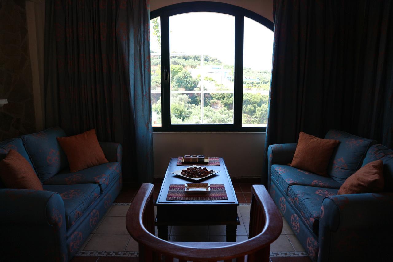 Orsalia Luxury Suites Platanés Dış mekan fotoğraf