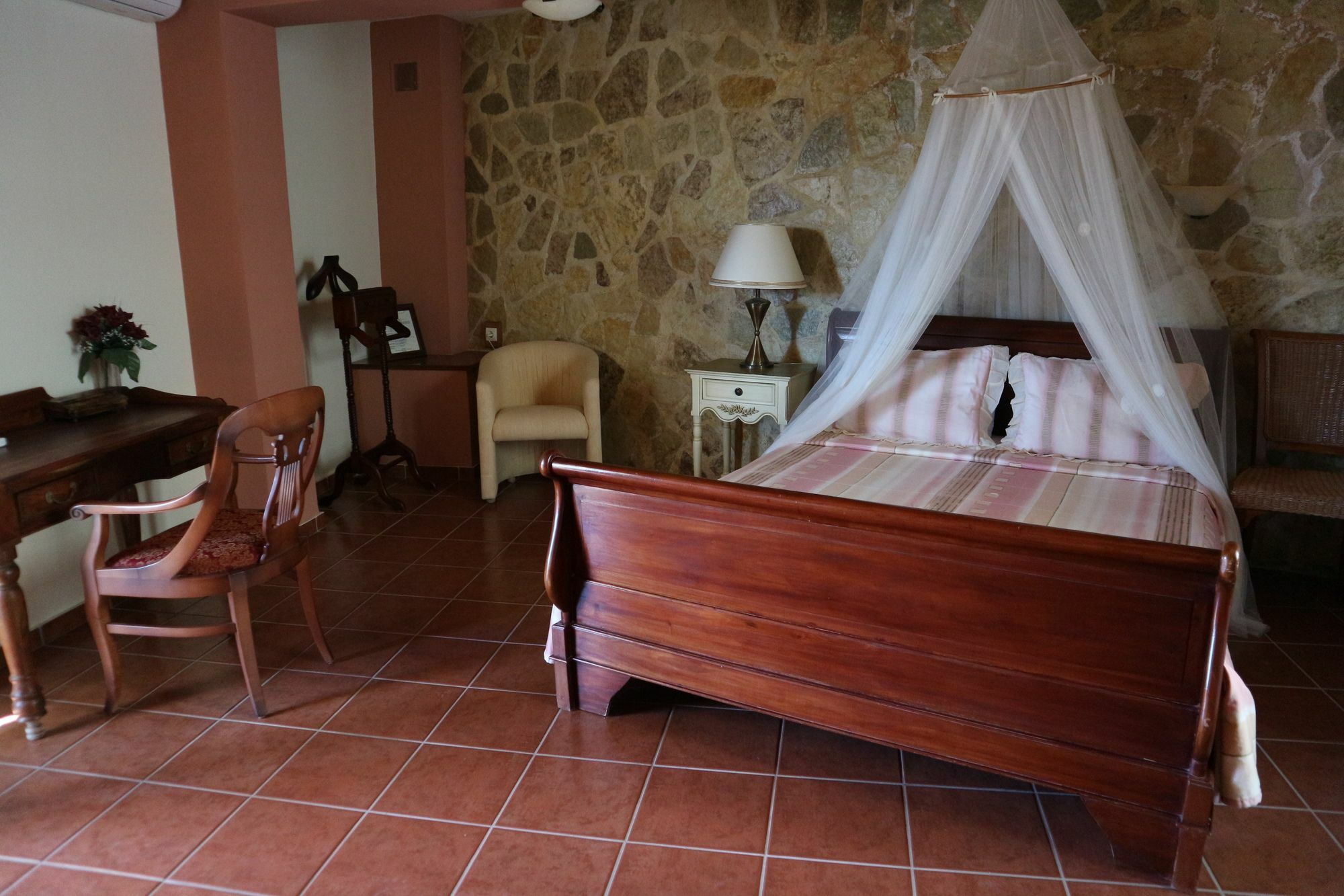 Orsalia Luxury Suites Platanés Dış mekan fotoğraf